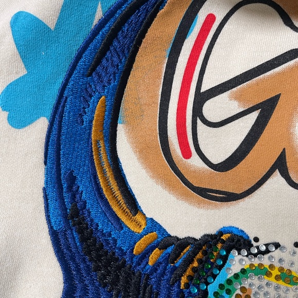 Genuine (brand) new graffiti hoodie with sequins and embroidery. Medium - Picture 5 of 7